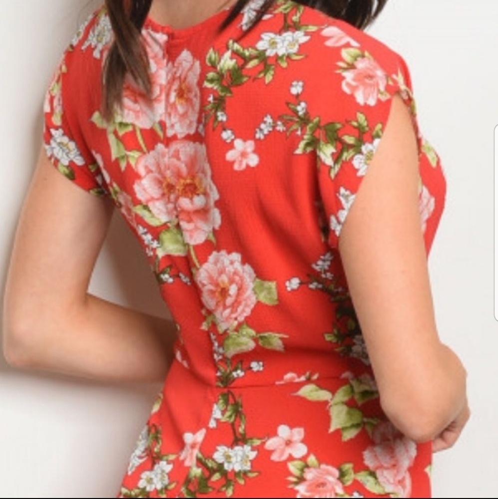 Red Floral Front Tie Romper - Picture 5 of 6